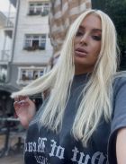 Юля, 8 992 156-69-87