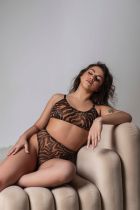 Камилла, 8 933 166-34-97